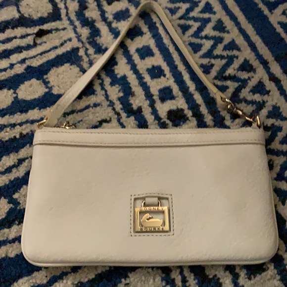 Dooney & Bourke Wristlet - Picture 1 of 6